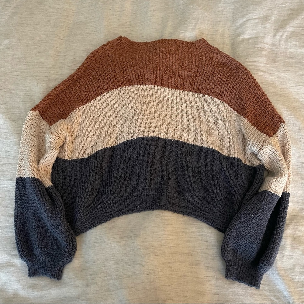 crop tricolor sweater